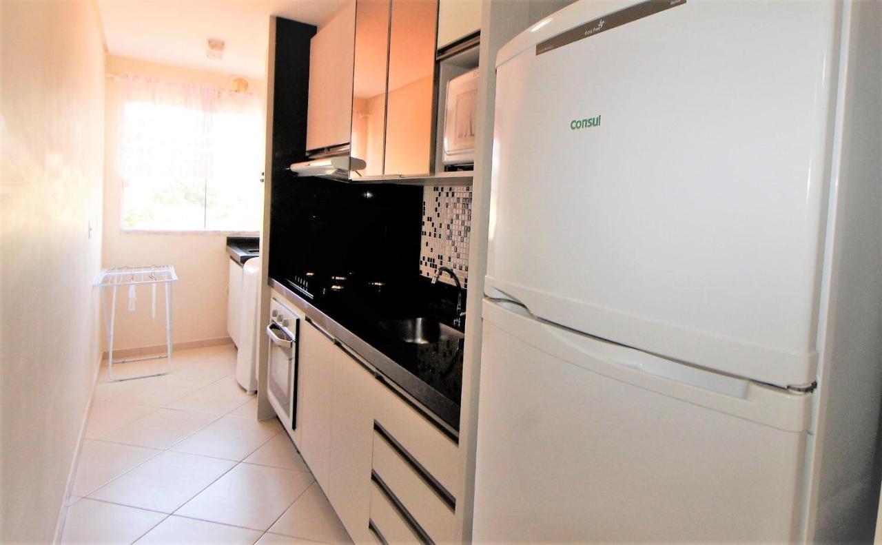 1024 - Apartamento em Bombinhas para locação de temporada - Praia de Bombas Exterior foto