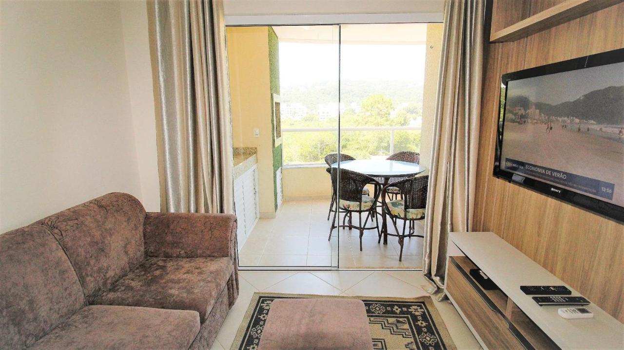 1024 - Apartamento em Bombinhas para locação de temporada - Praia de Bombas Exterior foto